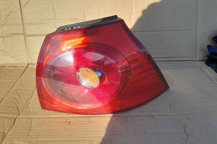 Lampa / Tripla stop dreapta pe aripa Volkswagen VW Golf 5 [2003 - 200