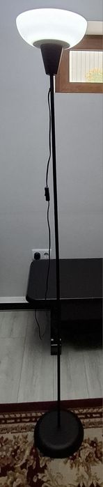 Продам напольную лампу! IKEA