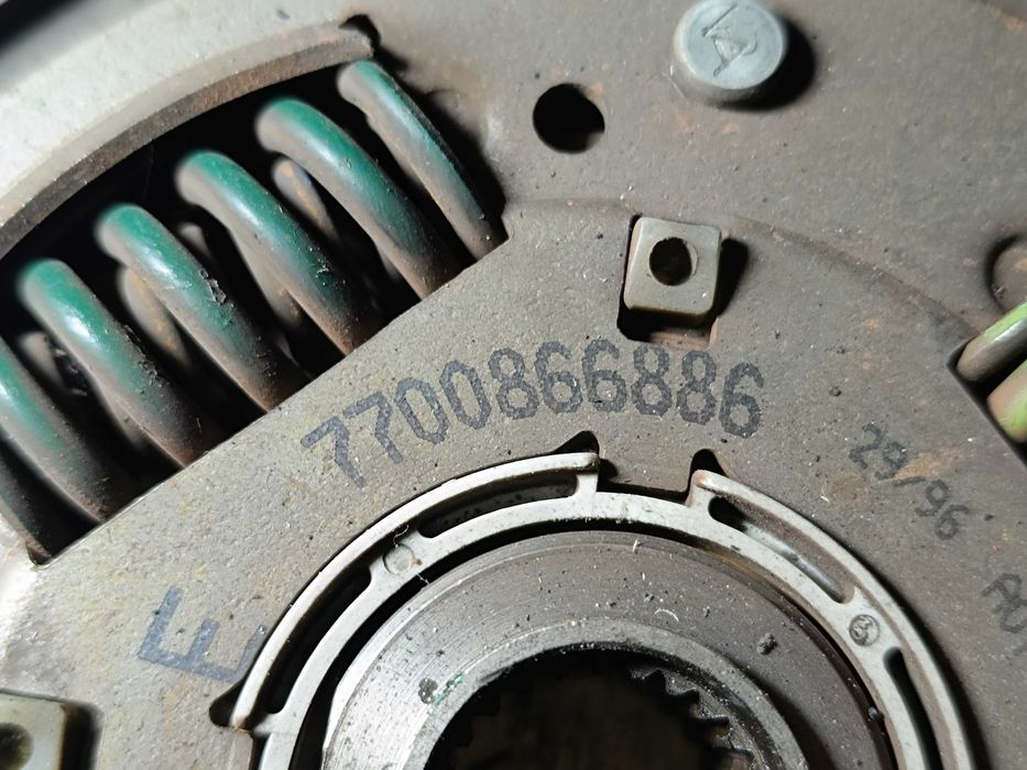 Комплект сцепление F7R 2.0 Renault Megane маховик корзина диск Рено