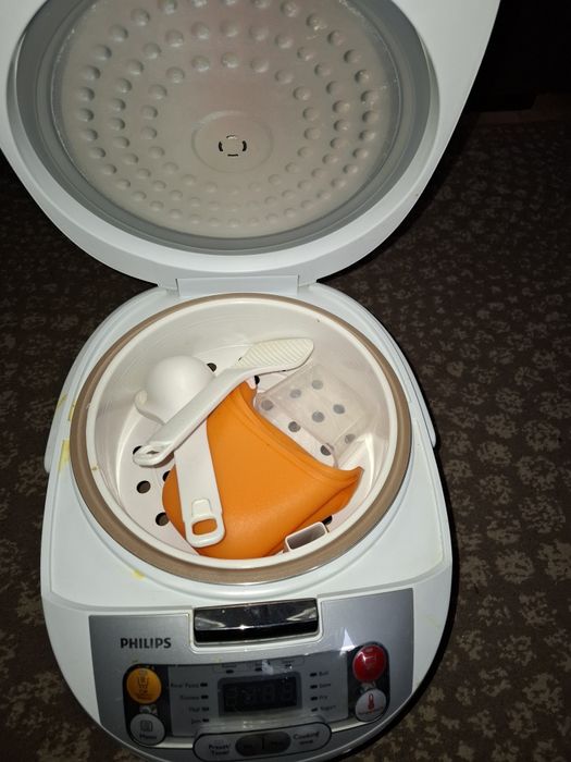 Мултикукър PHILIPS HD3037