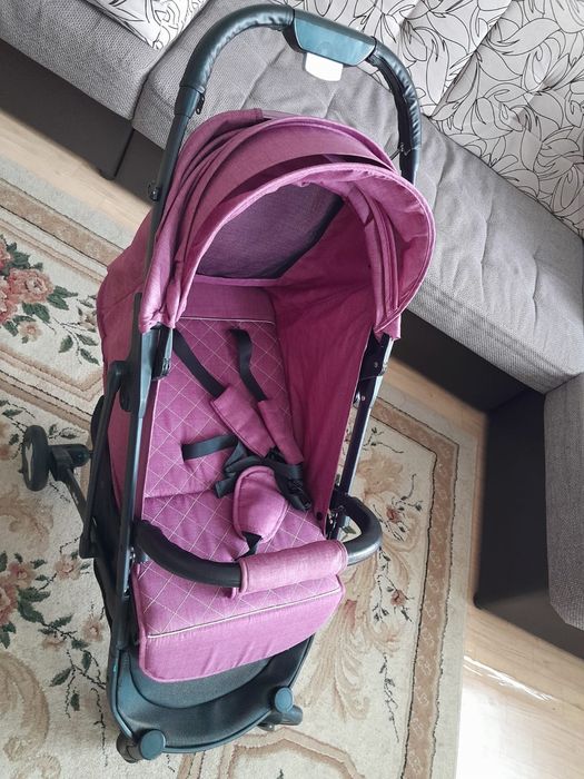 ПРОДАМ КОЛЯСКУ в хорошем состоянии