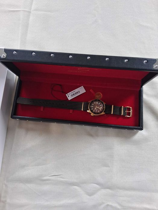 Seiko 5 Sports SRPH80K1 BRIAN MAY RED SPECIAL 2 Limited Edition