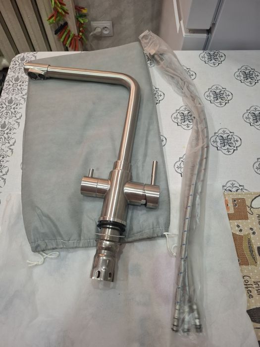 Смеситель для кухни,  три в одном.