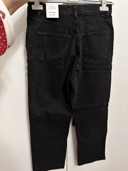 Продам джинсы Zara