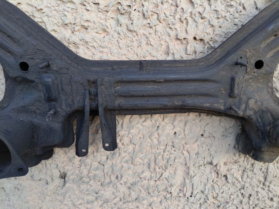 Передней балка..