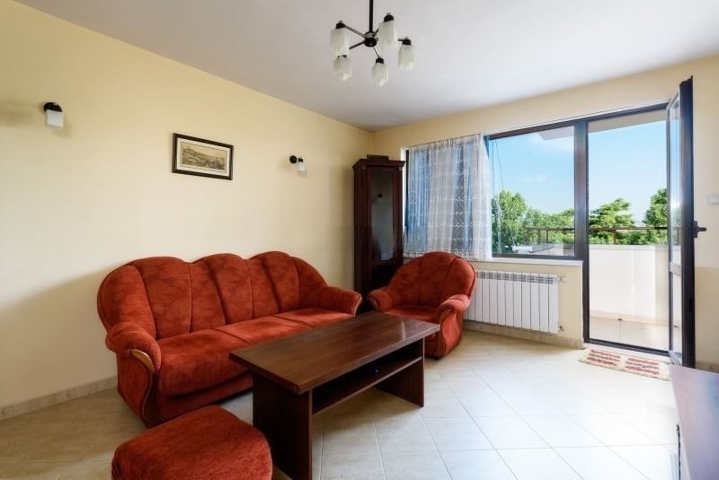 Продава се Двустаен апартамент в София, Бъкстон - 64 кв.м за 3360 €/кв.м - Снимка #1