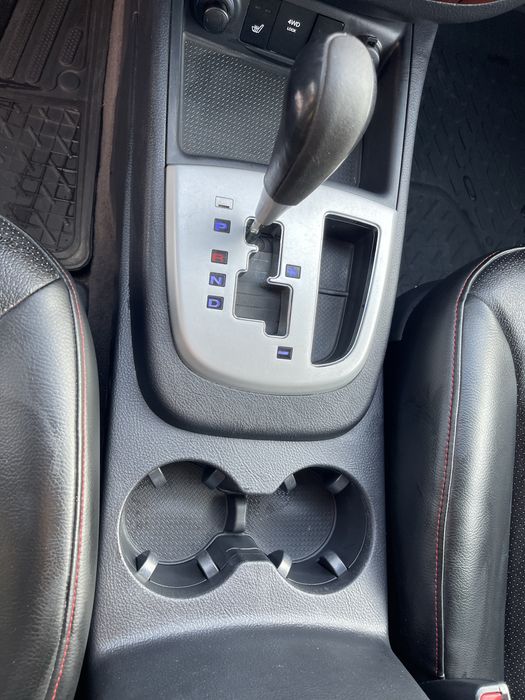 Продам Hyundai Santa Fe. 2008 год.