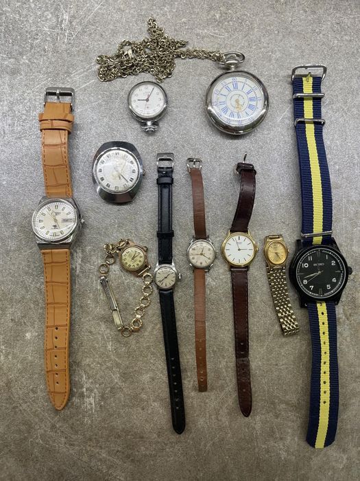 Часовници различни 11 броя