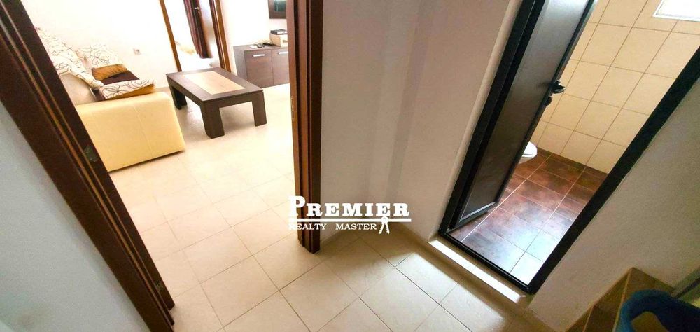 Продава се Двустаен апартамент в Поморие - 68 кв.м за 1175 €/кв.м - Снимка #2