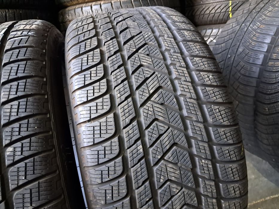 Anvelope second iarna 285 40 R20 Pirelli 7mm 2021