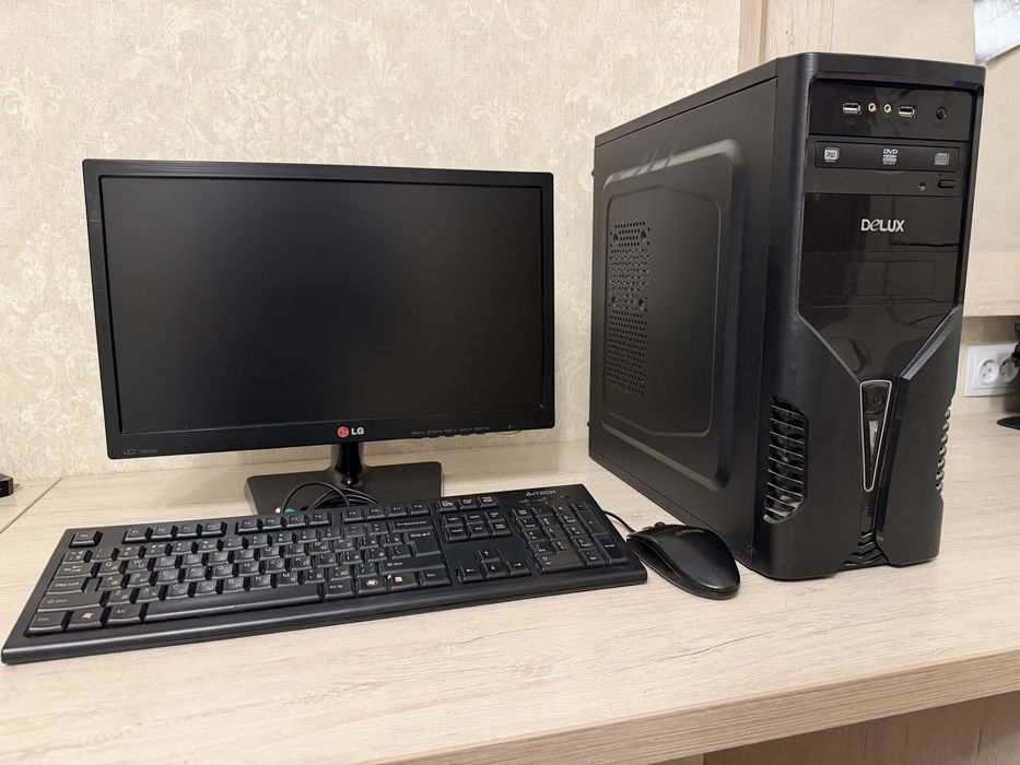 Компьютер в отличном рабочем состоянии. Подойдет для работы и учебы