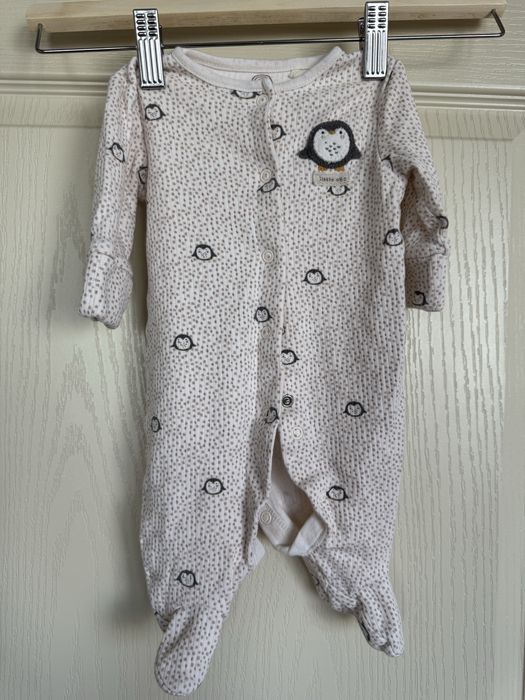 Бебешки ромпъри Next