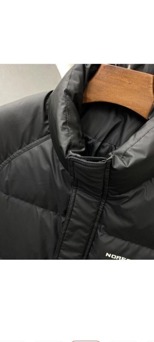 Продается пуховик за пол цены