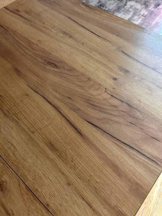 Продам стол обеденный хорошего качества