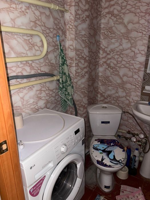 Продам 1- комнатную квсртиру