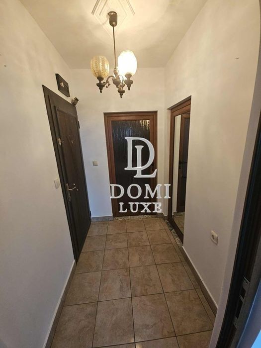 Продава се Тристаен апартамент в Шумен, Център - 63 кв.м за 1794 €/кв.м - Снимка #5