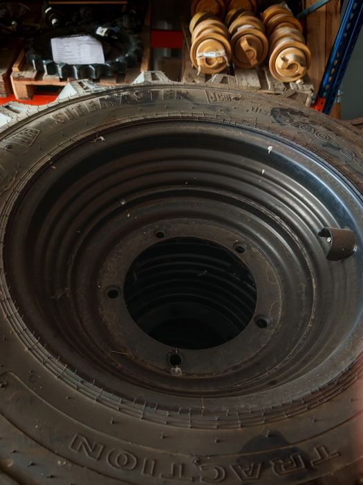 Roți originale industriale JCB 15.5/80 24