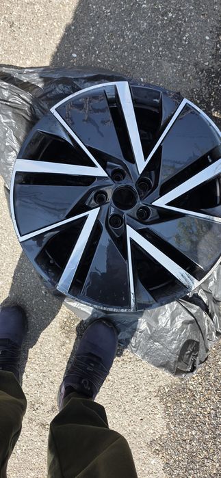 Jante originale Skoda superb R19