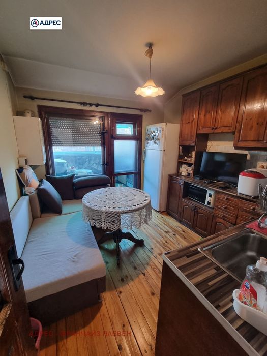 Продава се Двустаен апартамент в Плевен, Сторгозия - 56 кв.м за 646 €/кв.м - Снимка #1