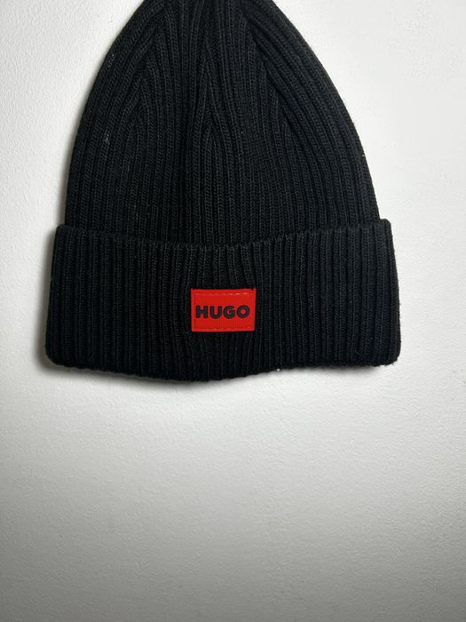 Caciula hugo originala