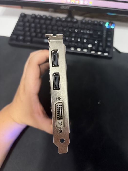 Placa video nvidia quadro fx 1800 512mb ram