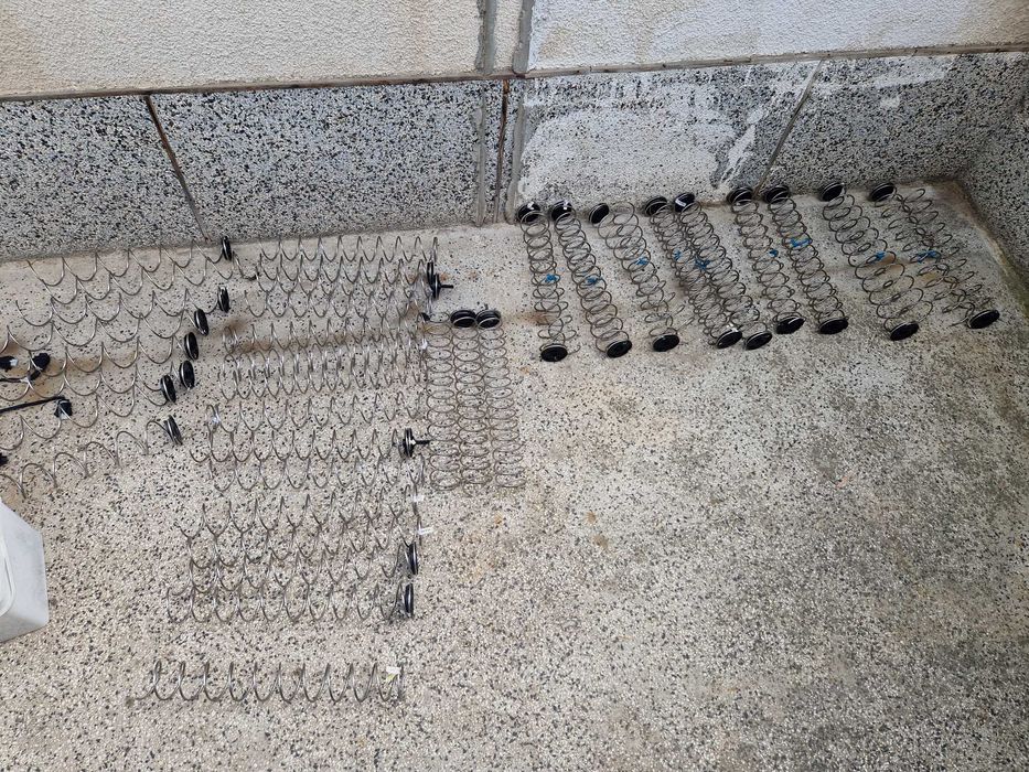 Пружини за Снак Машина  Зануси