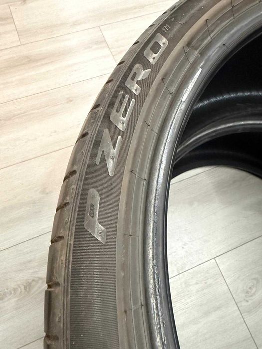 2 Anvelope spate BMW X5 / X6 vara Pirelli P Zero R22