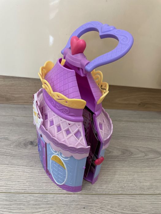 Vand jucarii in stare buna sau foarte buna