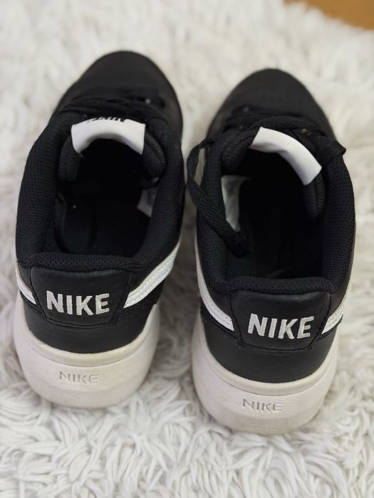 Спортни обувки Nike