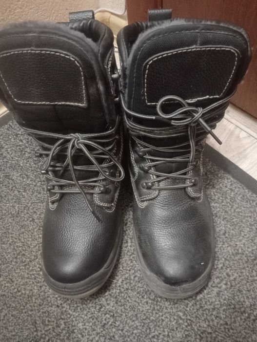 Продам берцы высокие