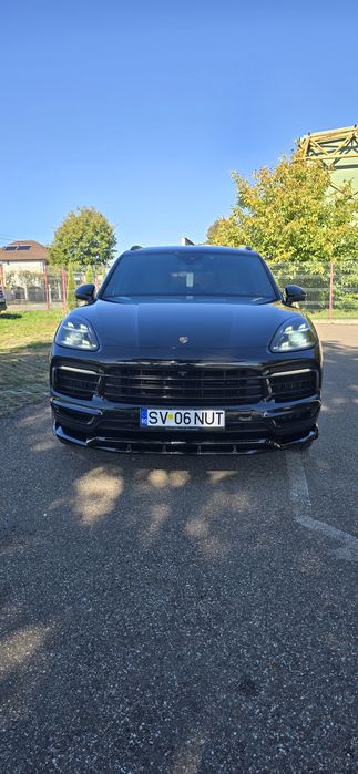 Porsche  cayenne