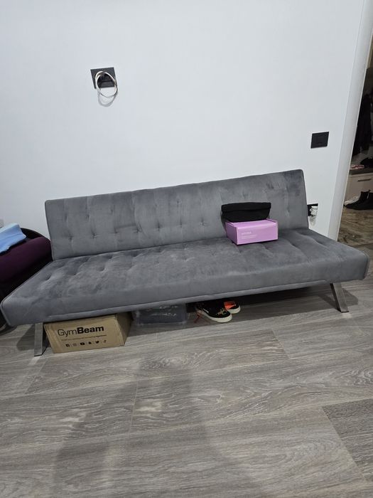 canapea extensibilă gri