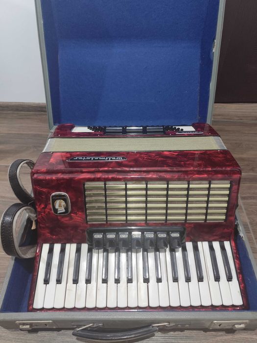 Акордеон Weltmeister