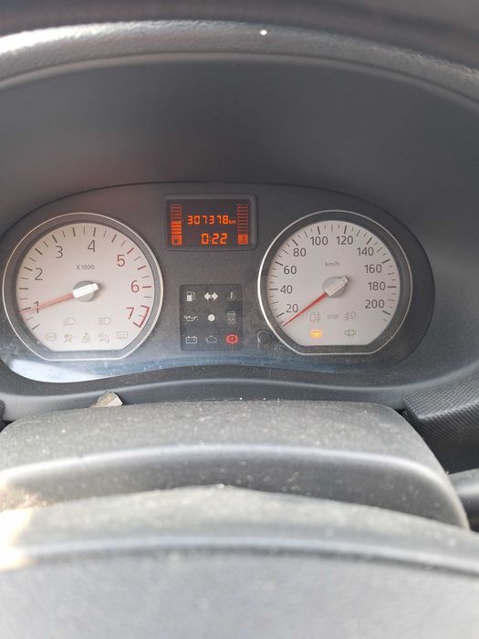 Logan mcv 1.5 dci 2010