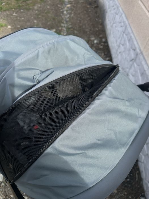 Коляска продам в