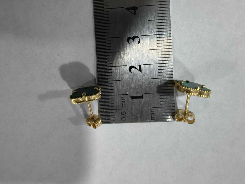 Златни обеци 14к с камък