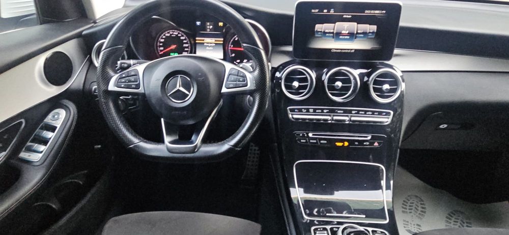 Recent înmatriculată Amg pachet.4X4.204 CP.Piele.led.
