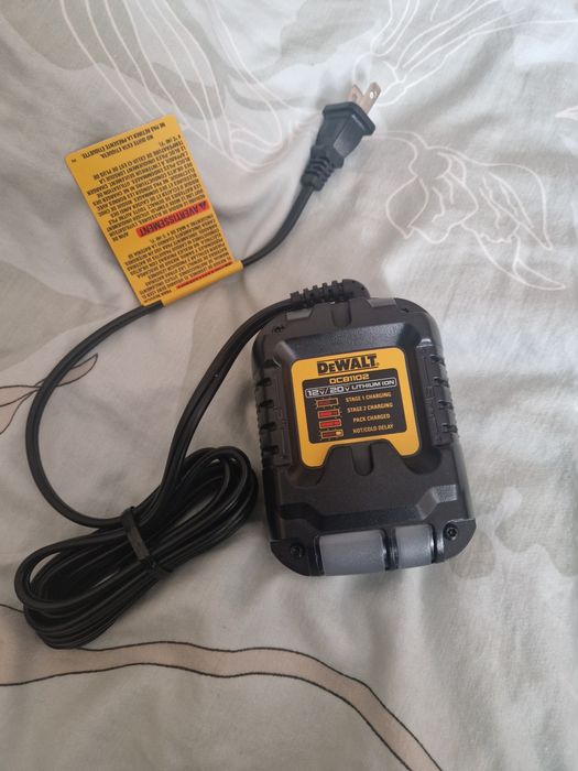 Dewalt incarcator  U.S.A