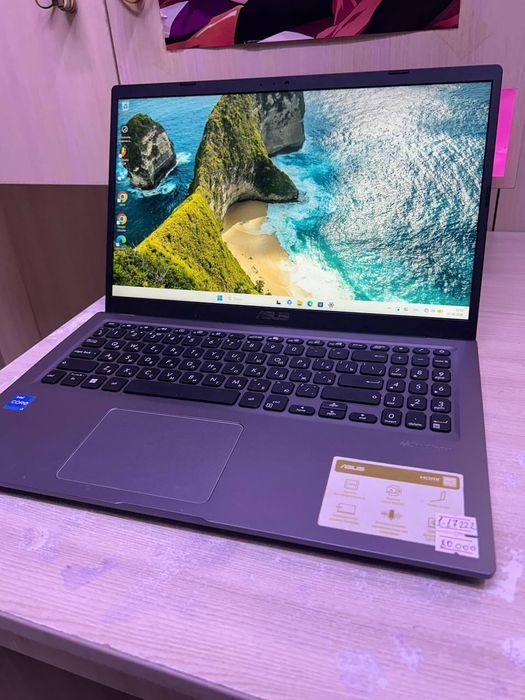 Asus VivoBook Core i3-1115