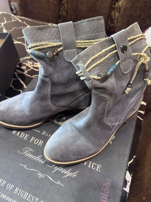 Велурени боти 39 номер