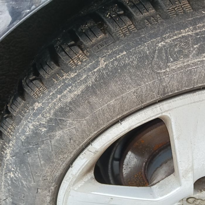 Jante cu cauciucuri iarnă Audi