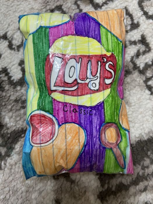 Пачка Lays цветной