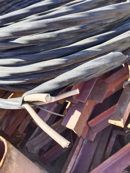 Продам кабель.     .