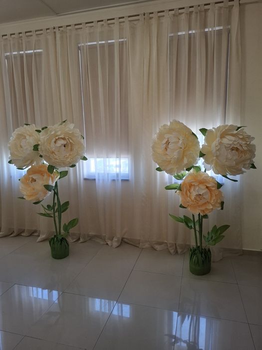 Vand flori gigant eveniment