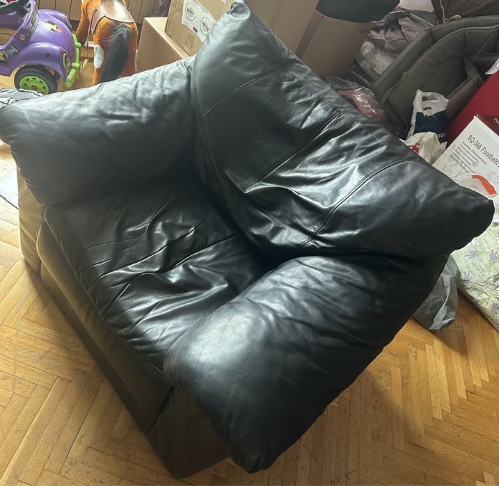 Canapea 3 persoane si 2 fotolii piele naturala Natuzzi