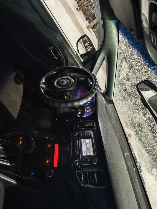 Киа каренс 7 местный