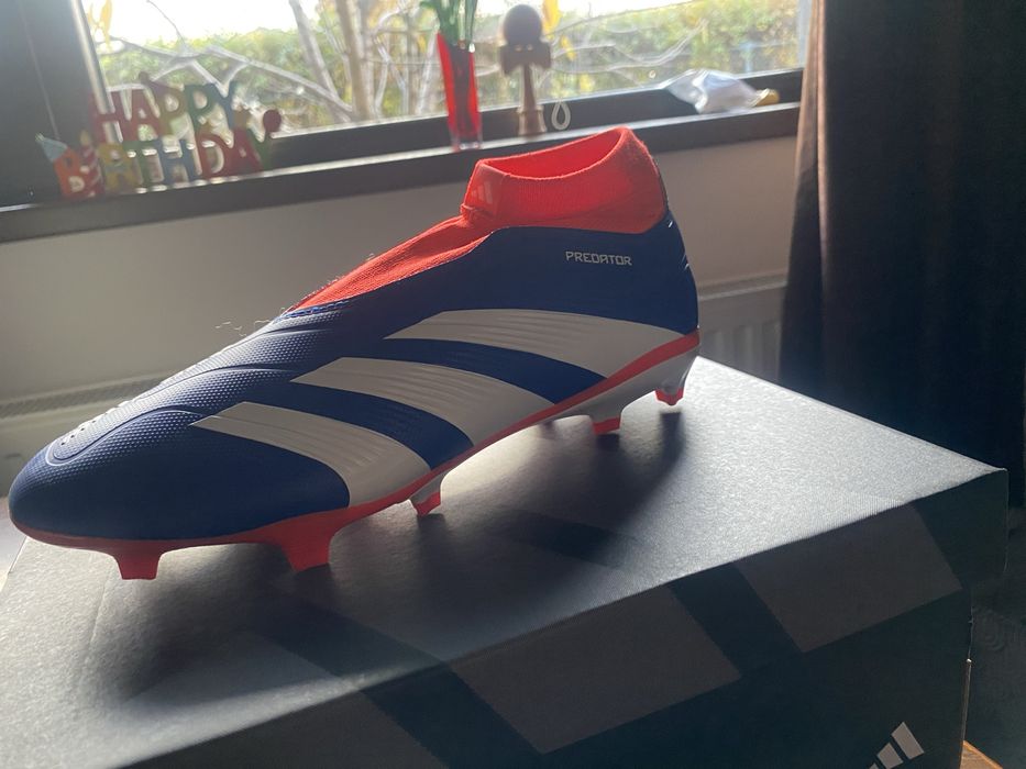 Crampoane  Adidas 42 noi