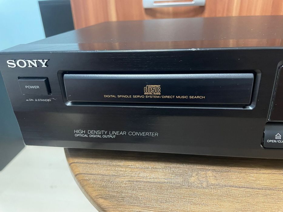 Sony CDP-315 Compact Disc Player