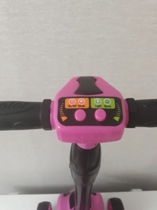 Продам Самокат детский Scooter
