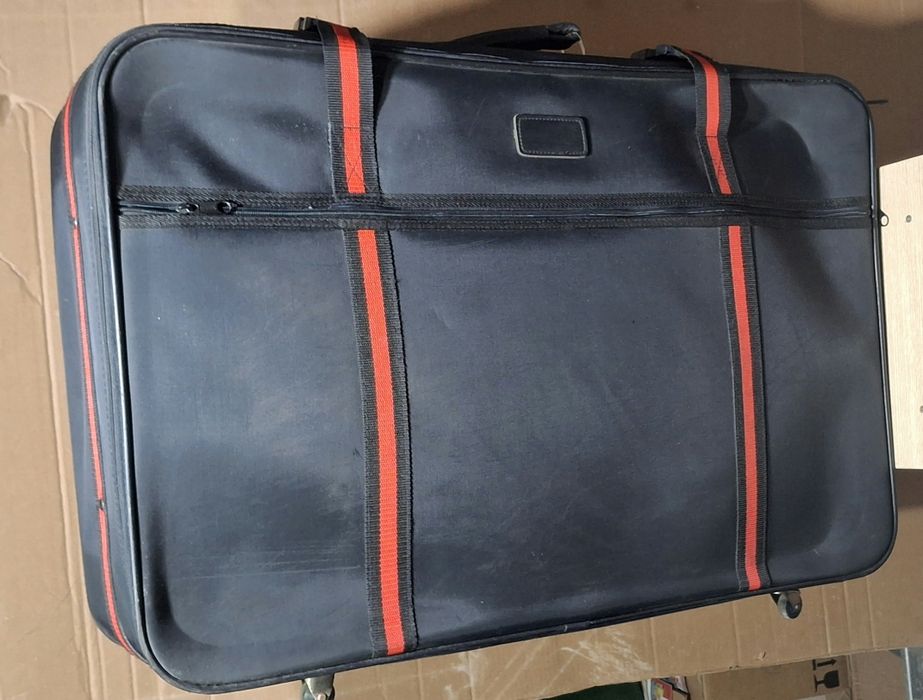 Valize/geamantane mari (nu troler)